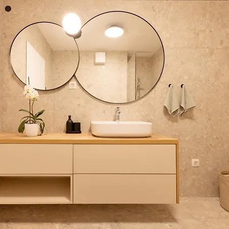 By Liza Apartman Bovec